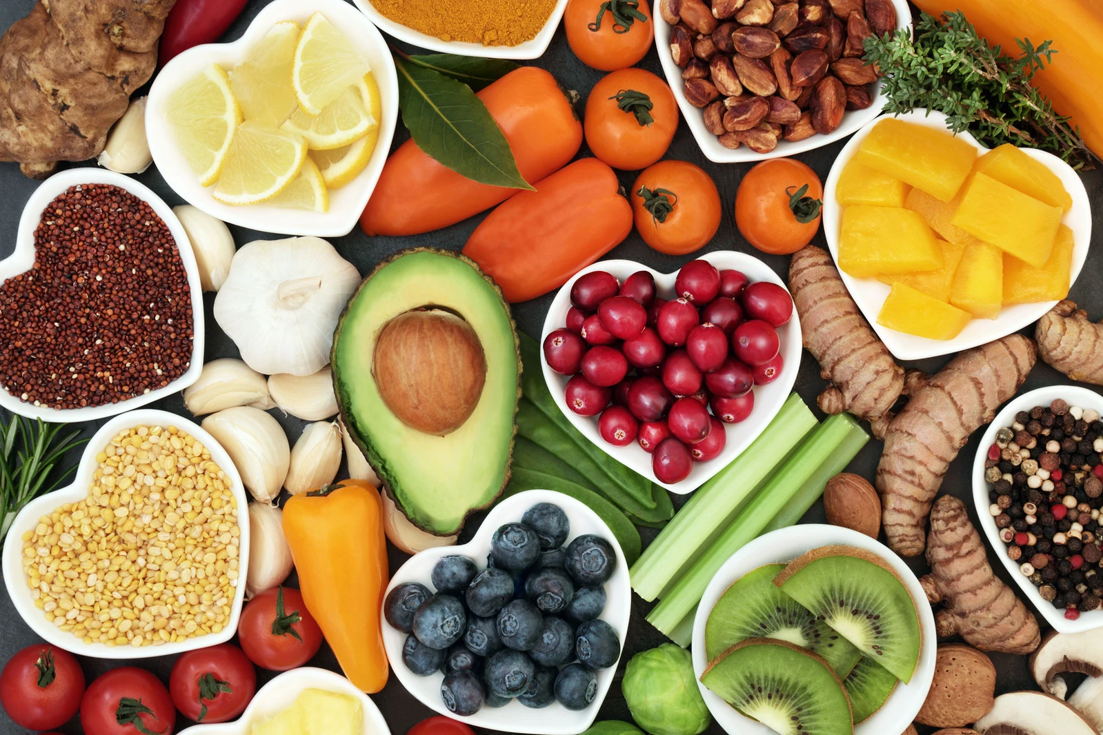 Полезные продукты. Полезная пища. Здоровая еда. Здоровое питание овощи и фрукты.
